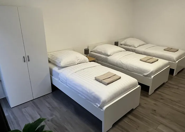 Citystay Aparthotel Bergisch Gladbach מלון דירות